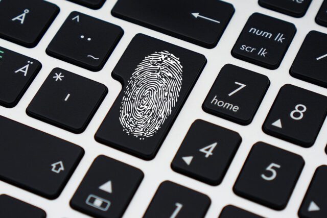 Pros and Cons of biometrical authentication